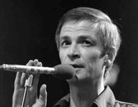 Израиль скорбит о смерти Арика Айнштейна