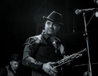 «Три плюс два» = джазовая бесконечность