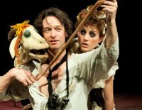 Занавес поднимается для вас!