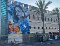 На центральной автостанции Ашдода появился трогательный мурал в память о Шани Амин