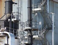 Экс-министр экологии выступил против правительства и газовых компаний