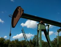 Европейская нефть дешевеет, курс доллара в Израиле резко вырос