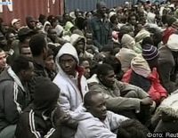 Израиль обменяет африканских нелегалов на оружие