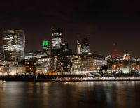 Великобритания отказывается финансировать палестинский террор