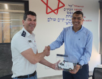 Депутат Кнессета Ясир Худжират посетил офис Маген Давид Адом