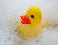 Оставили на минутку: 7-месячный ребенок захлебнулся в ванной