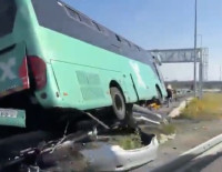 Пассажирский автобус попал в ДТП на шоссе: 17 пострадавших