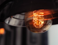 С 1 апреля тарифы на электроэнергию снизятся на 2,4%