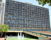 Скандал между мэрией Тель-Авива и религиозными организациями разрастается