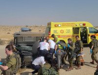 В Негеве перевернулся квадроцикл; тяжелые травмы получили отец и сын