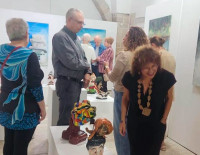 Шестая выставка из серии *Звук и цвет* открылась в Музее Хан в Ашкелоне