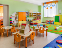 Подозрение на пищевое отравление в яслях Тель-Авива: пострадали 15 малышей