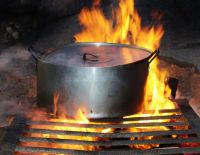 Прохожий спас жизнь пожилой женщине