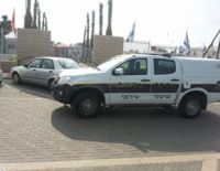 Суд признал виновными двух местных жителей, припарковавшихся на тротуаре в парковой зоне