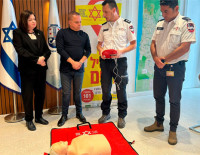 В Ашкелоне провели Международный день дефибриллятора