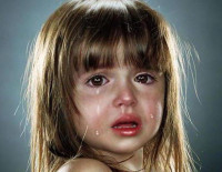 В Ашкелоне раскрыта тяжёлая история жестокого обращения в яслях: малышей бросали с высоты на пол, били