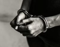 В Ашкелоне задержан подозреваемый за попытку убийства из-за долга в 50 шекелей 