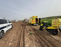 Возле Кфар-Менахем перевернулся квадроцикл, погиб мужчина, 3-хлетний мальчик в тяжелом состоянии