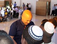 Тридцать юношей отпраздновали коллективную бар мицву