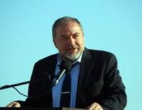 Либерман: давление заставит правительство решить проблему пенсий