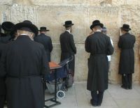 В Ашкелоне складывается опасная ситуация между религиозными и светскими жителями