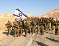 Армия сокращает срок службы и готовится к дефициту кадров