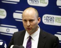 Госслужащие, пропустившие работу из-за непогоды, получат зарплату за полдня