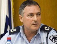 Начальник полиции 100 дней в году проводит зарубежом