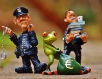 Четыре месяца тюрьмы и штраф: самый высокооплачиваемый израильский певец сядет за неуплату налогов