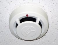 Кому понадобились датчики задымления? (видео)