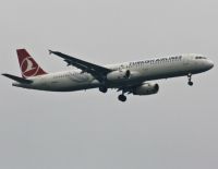 Над аэропортом Бен Гурион чуть не произошло столкновение двух пассажирских самолетов