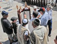 В Израиле начинается праздник &laquo;Симхат Тора&raquo;