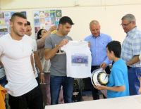 Футболисты поздравили болельщика