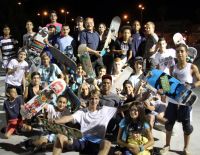 Новый скейт-парк принял молодых посетителей