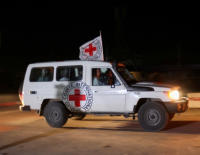 Аль-Джазира: машины Красного Креста с заложницами выехали из сектора Газы в направлении КПП Керем Шалом