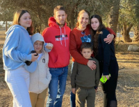 Бывшая заложница, захваченная в плен с тремя детьми: я думала нас приносят в жертву войне с ХАМАС