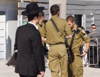 Женские организации Израиля обратились в БАГАЦ по поводу призыва харедим