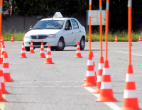Министр Мири Регев распорядилась отменить внутренний экзамен на вождение