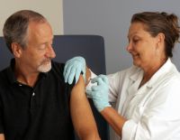 Больничная касса "Маккаби" начинает проведение сезонной вакцинации против гриппа